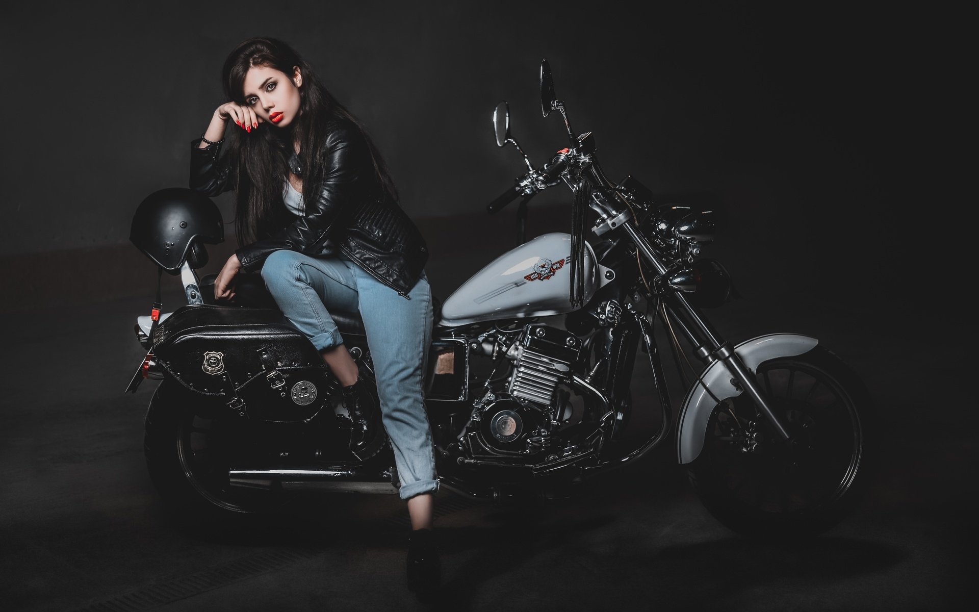 Biker girls: style and drive in Nur-Sultan