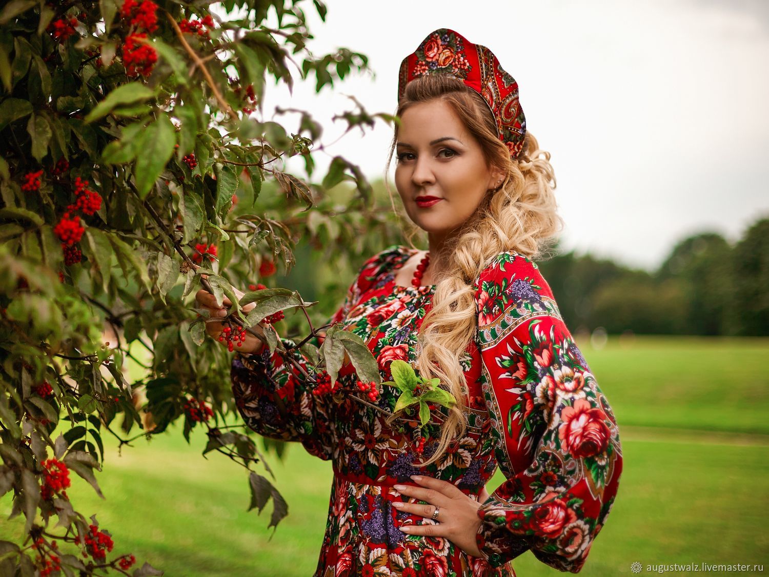 Women in Slavic costumes in Nur-Sultan