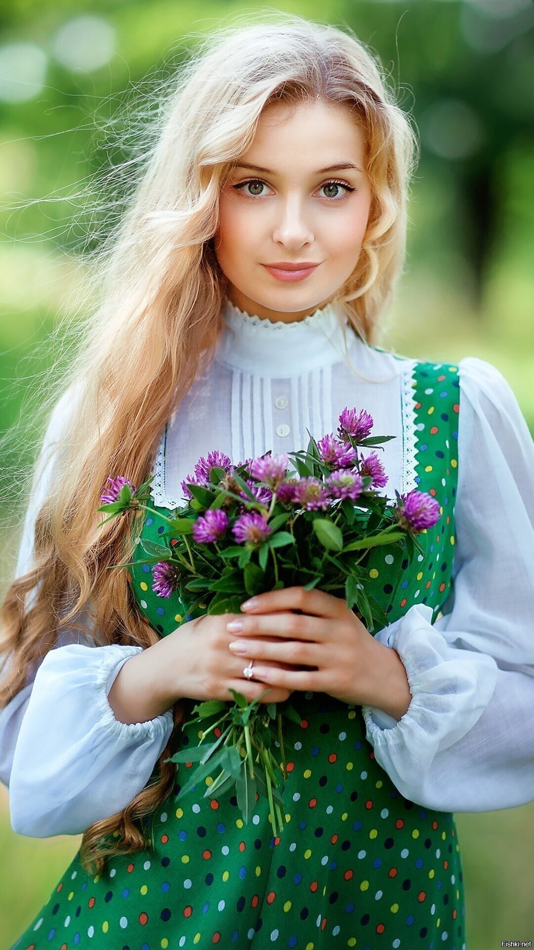 Girls in Slavic costumes in Nur-Sultan