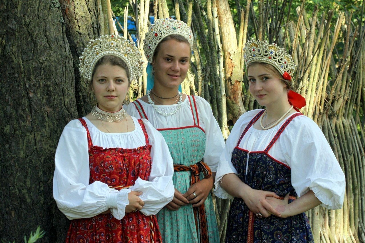 Sexy model Girls in Slavic costumes in Nur-Sultan