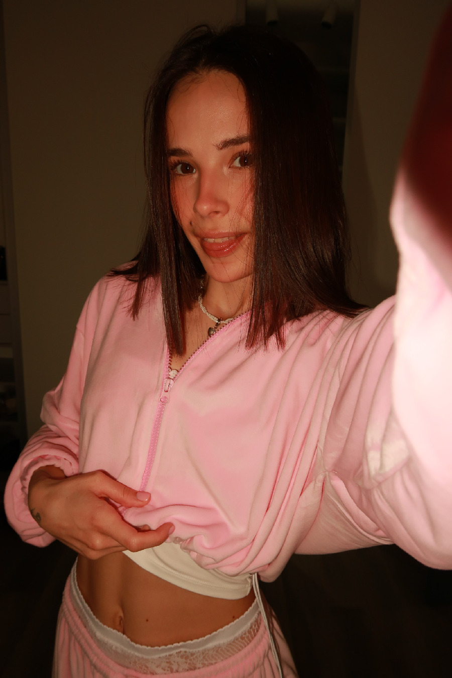 Tina brings the glow — live moments in Nur-Sultan